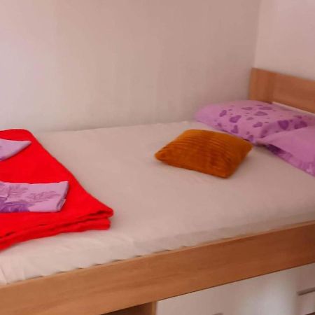 Apartman Petra Trpanj Zewnętrze zdjęcie